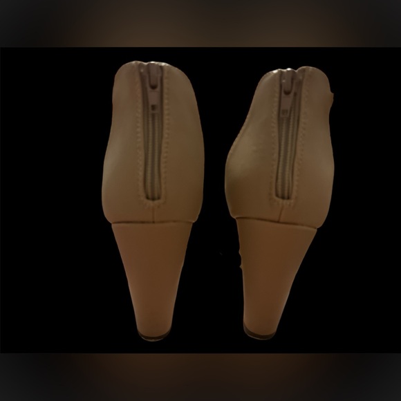 Nude and Rhinestone Wedges - Picture 4 of 6